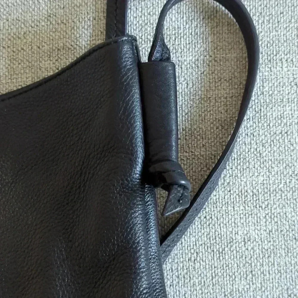 Black Pebbled Soft Leather Satchel Crossbody Purse Vince Camuto - Picture 3 of 7